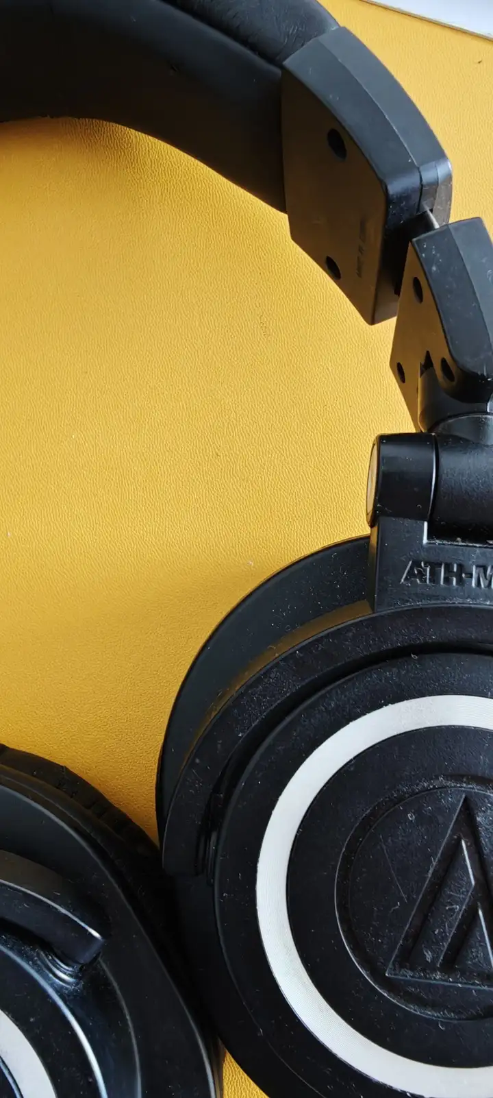 Наушники Audio-Technica ATH-M50x