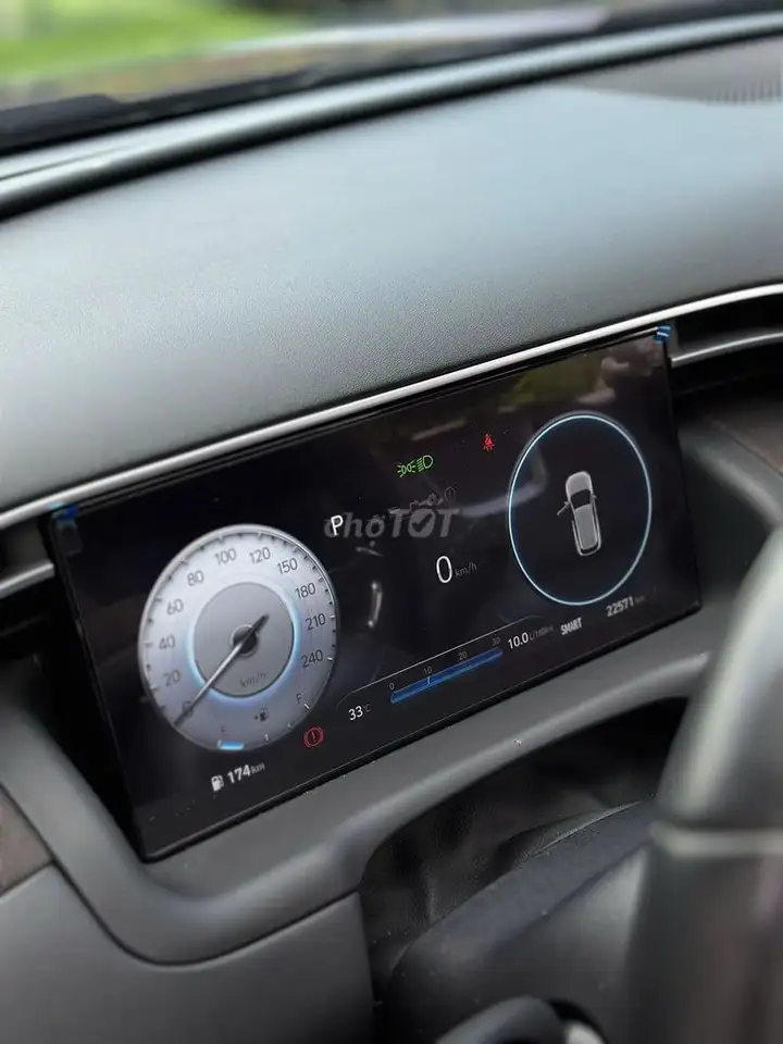 Hyundai Tucson 1.6T AWD 2023, пробег 22 000 км, отличное состояние
