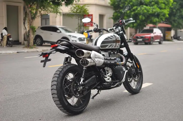 Triumph Scrambler 1200X 2024, серебристый, 11000 км