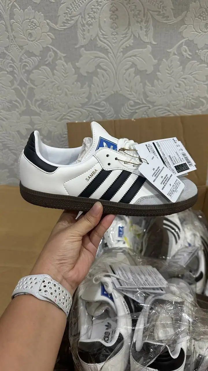 Adidas Samba