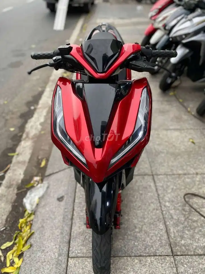 Honda Vario 150 2021 красный б/у