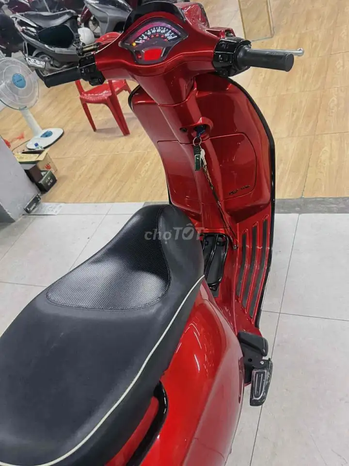 Piaggio Vespa Sprint 2019 Красный