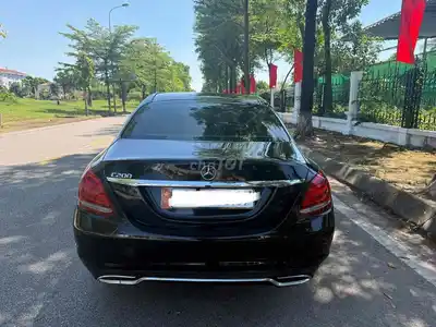 Mercedes-Benz C200 2015 Черный камера 360
