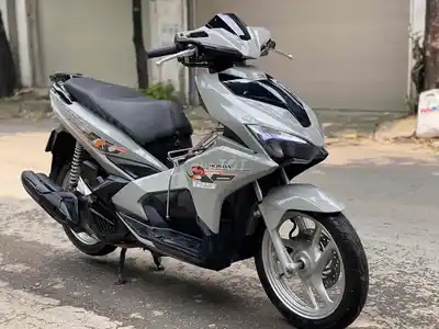 Honda Airblade 125cc 2020 с ханойскими номерами, родной мотор