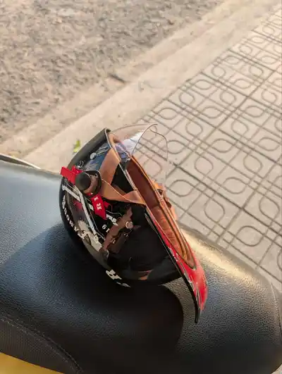 Мотошлем