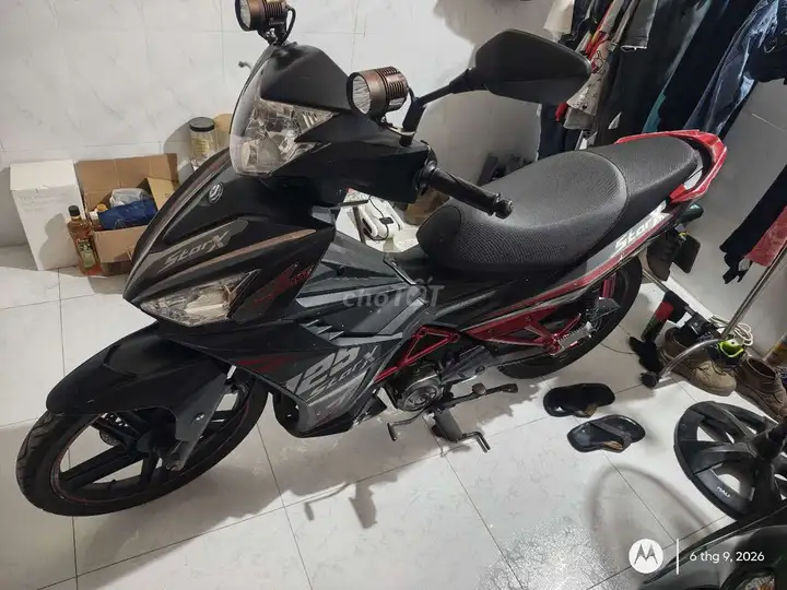 SYM StarX 125 Черно-красный 125cc Экономичный