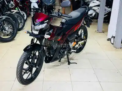 ПРОЦВЕТАЮЩИЙ МОТОЦИКЛ - МАШИНА ДЛЯ КРАСИВЫХ ТОВАРОВ SATRIA RED PLUM