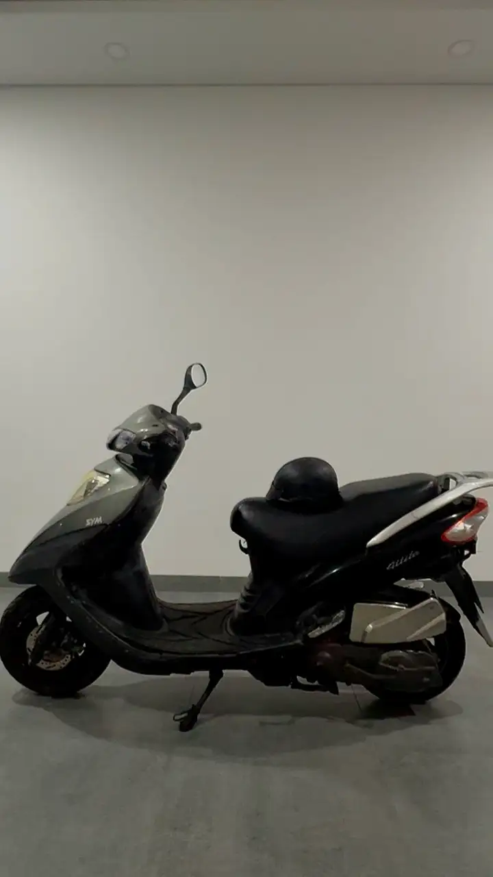 Скутер SYM Attila Victoria 125сс