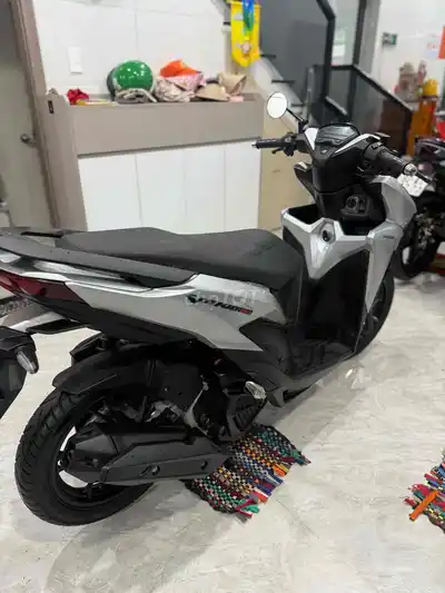 Honda Vario 150 2020 Серебристо-черный