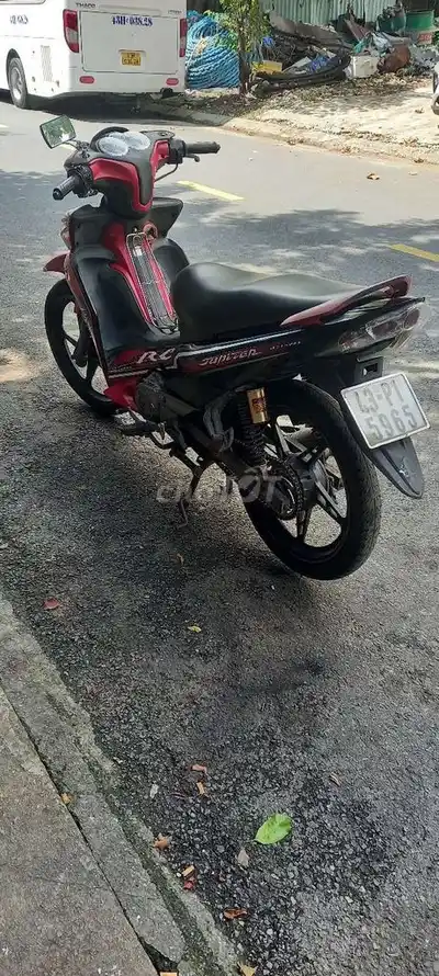 Мопед Yamaha Jupiter, красный
