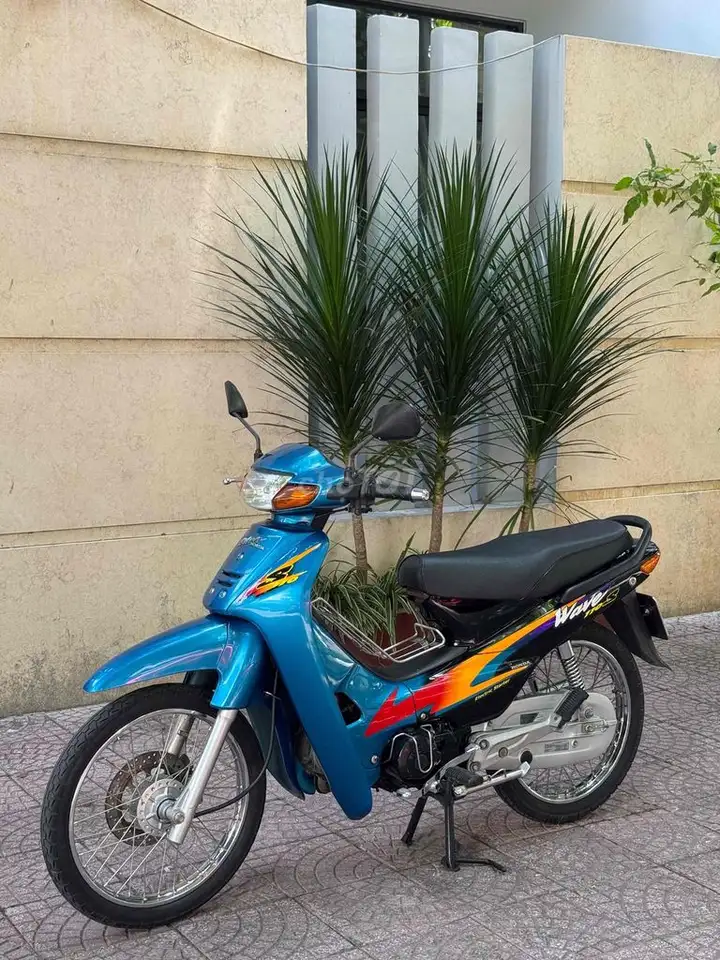 Honda Wave Thai 110 с полуавтоматом, тайский синий