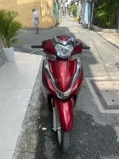 Honda Lead 2018 красный