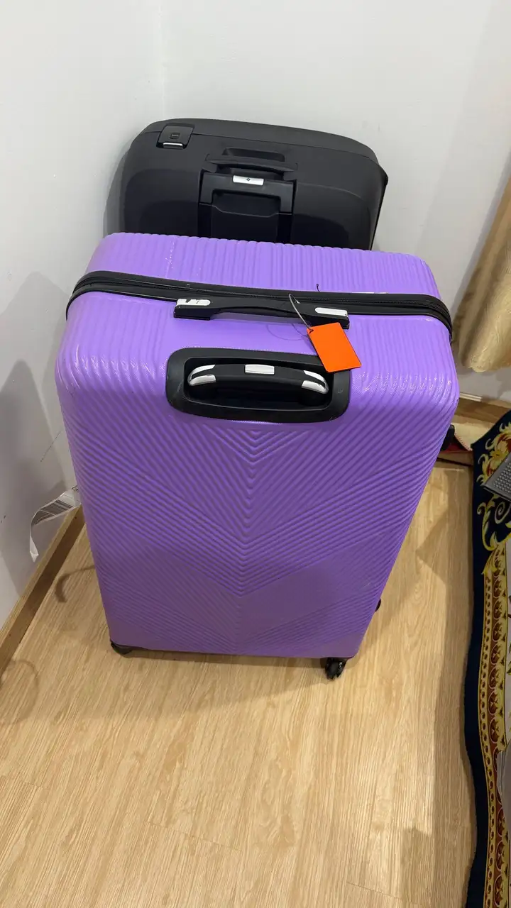 Чемодан XL