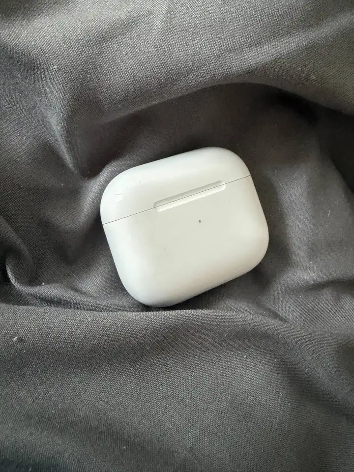 AirPods 3