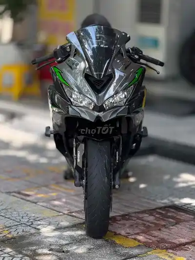 Kawasaki ZX25R нового поколения TFT, пробег 12.000 км