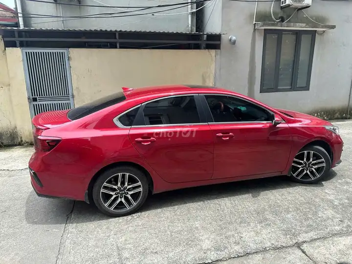 Kia Cerato 2020 2.0 Premium красный 80 тыс. км