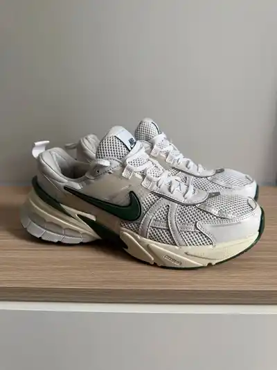 Nike V2K Run