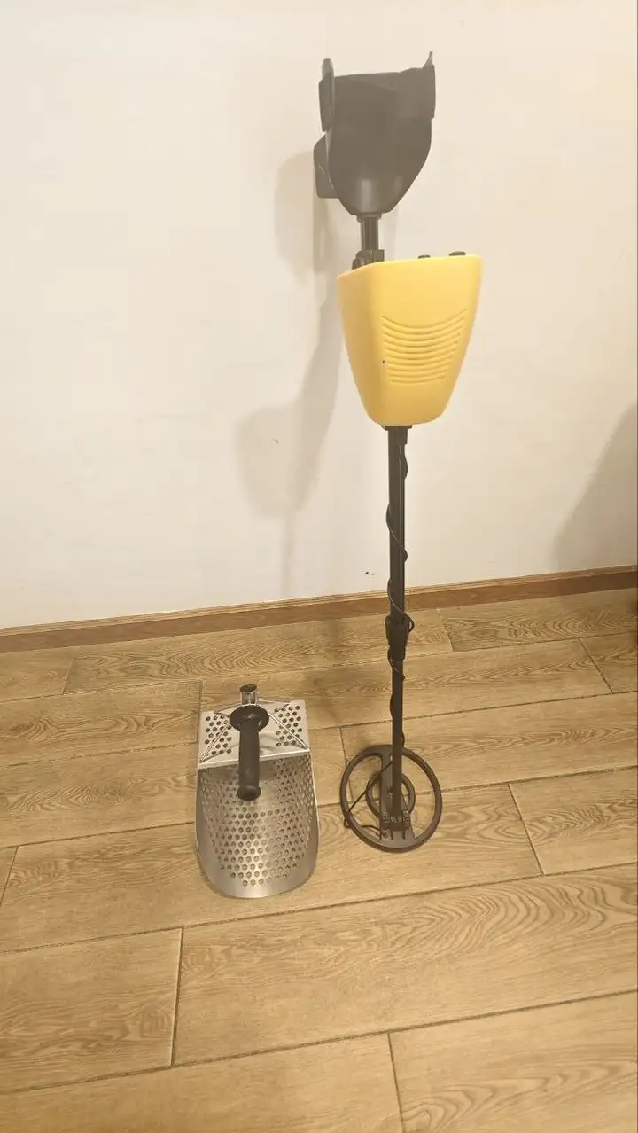 Металлоискатель GT-5090 с совком