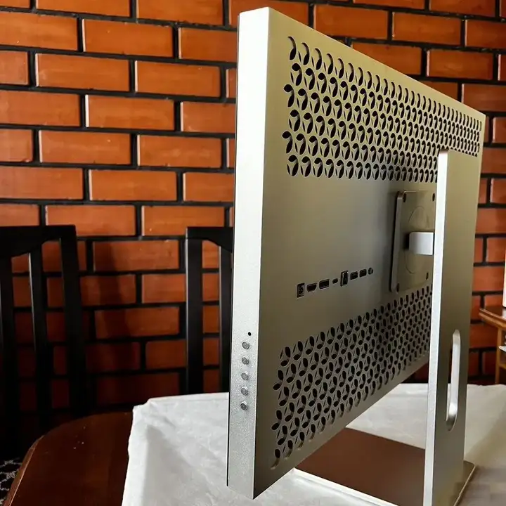 Монитор Kuycon 27" 5K (5120×2880)