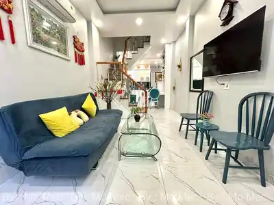 Дом целиком для Airbnb на Нгуен Тхи Минь Кхай, рядом со стадионом Хоа Лу, район 1