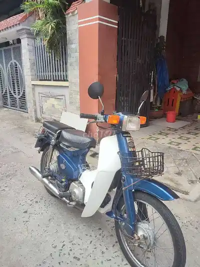 Honda Super Cub бело-синий, Япония
