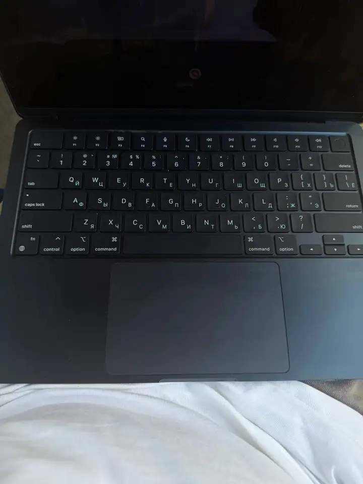MacBook Air M2 13 256 ГБ