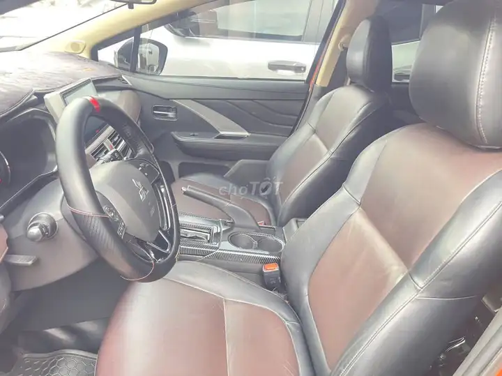 Mitsubishi Xpander Cross 2021 - 4 с чем-то донгов - торг умерен