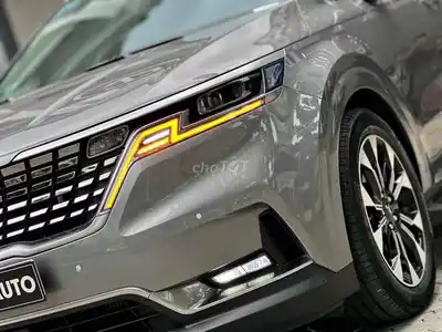 Kia Carnival Signature 2024 дизель автомат серый