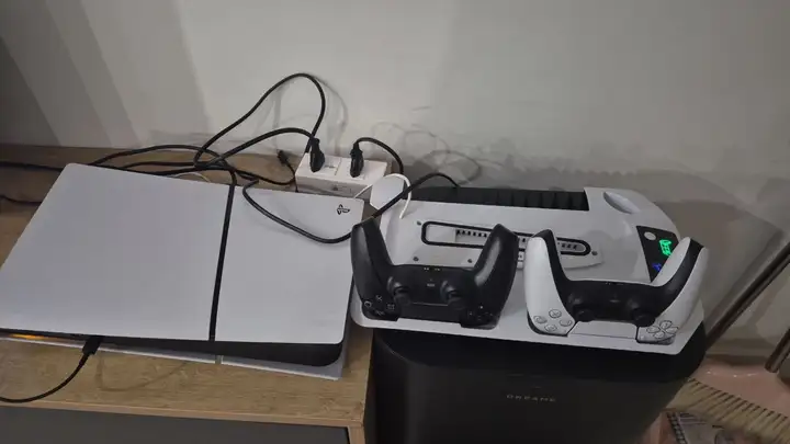 PS5 Slim с Playstation Portal