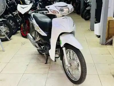 Мотосалон Thịnh Phát - Honda Wave Alpha 110 белый перламутр в оригинале