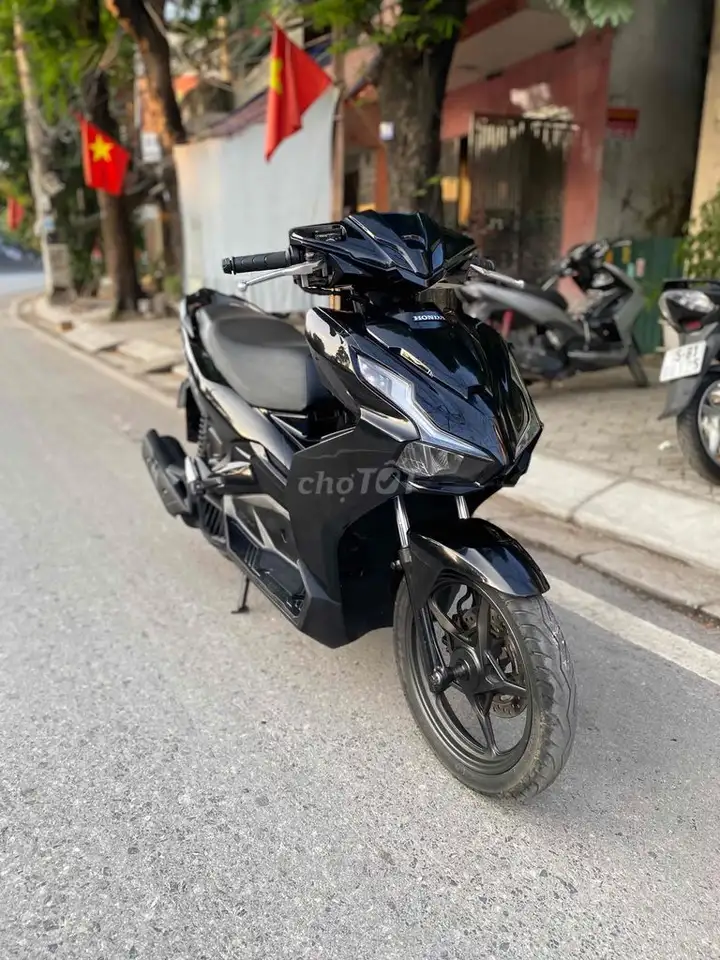 Honda Air Blade 125 черный, документы на владельца