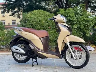 Honda SH Mode 2014 бежево-золотистого цвета