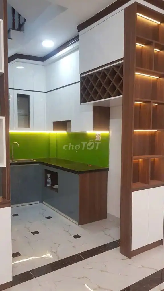 Аренда дома Ким Ма, 32 м², 5 этажей, 3 спальни, широкий двор