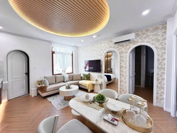 Пентхаус 100м², 2 спальни, терраса, джакузи