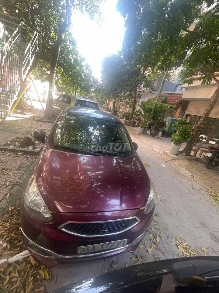 Mitsubishi Mirage 2018 1.2 Eco AT, цвет сливы
