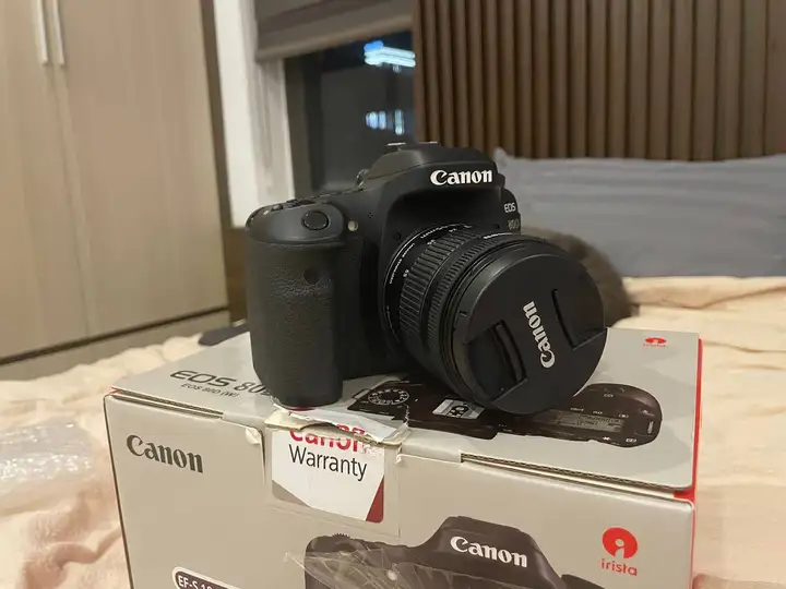 Canon EOS 80D + объектив EF-S 18-55mm IS STM