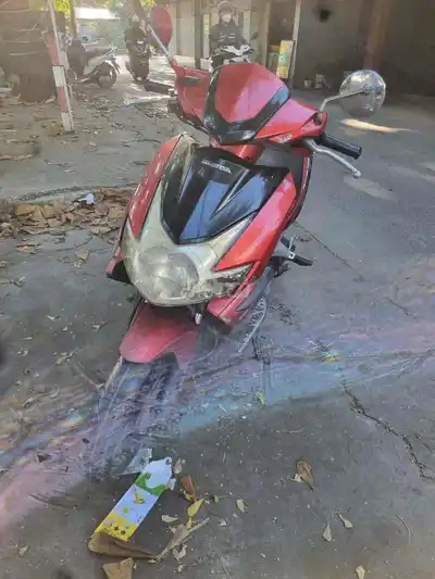 Honda Air Blade Красно-черный