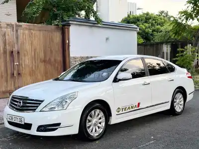 Nissan Teana 2.0AT 2010 белый автомат