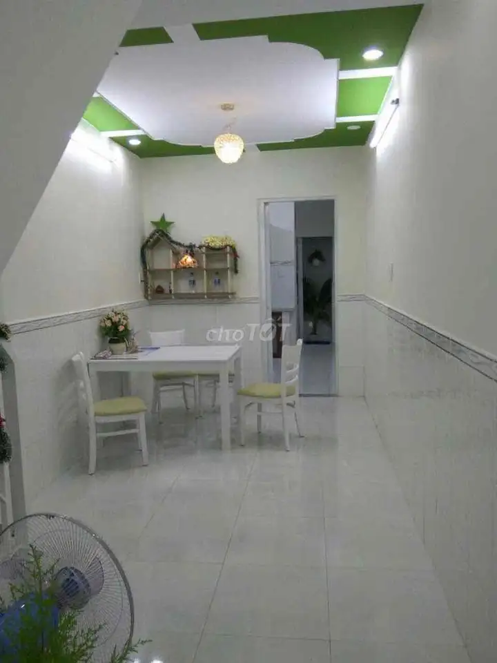 Аренда дома в переулке для мотоцикла 3х15м, улица Cach Mang T8