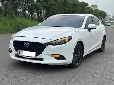 Mazda 3 2020 Белая, пробег 30.000 км