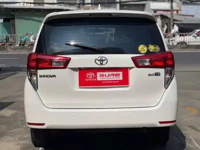 Toyota Innova 2.0E 2019 Белая МКПП - Цена снижается