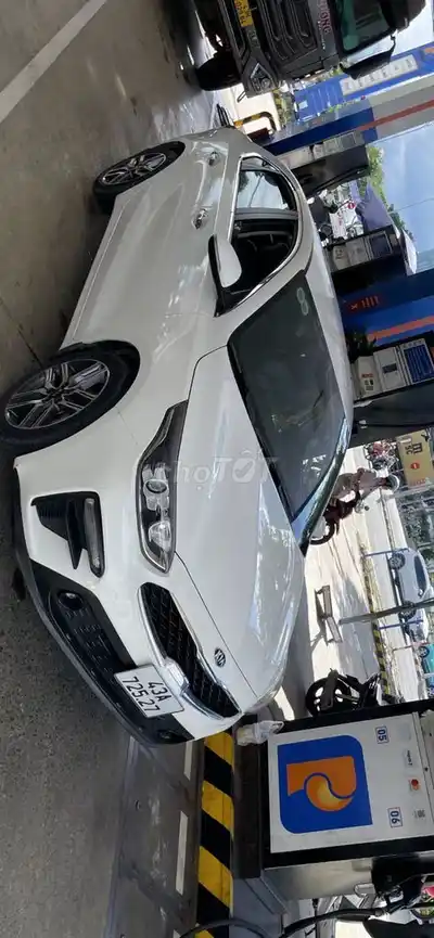 Kia Cerato 2020 белый 123372 км