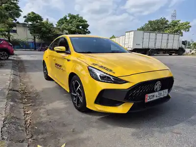 MG MG5 Роскошь 1,5 атм 2022 года, золото