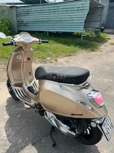 Piaggio Vespa Sprint 2016 золотисто-бронзовый
