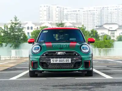 MINI John Cooper Works 2026 Зеленый 2.0 Turbo