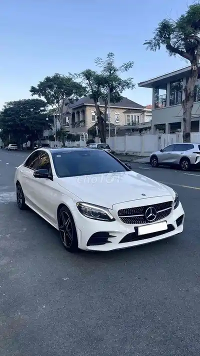 Mercedes-Benz C300 AMG 2021 Белый