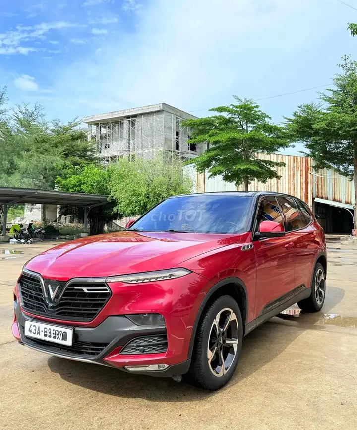 Vinfast LUX SA 2.0 Turbo, автомобиль госслужащего