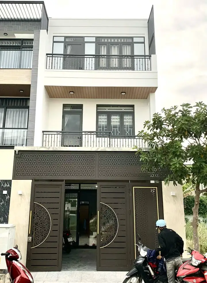 Новый дом с 4 спальнями My Gia