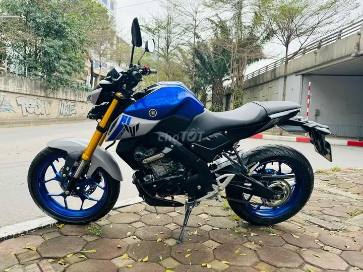 Yamaha MT 15 сине-серый последней версии - пробег, первый владелец