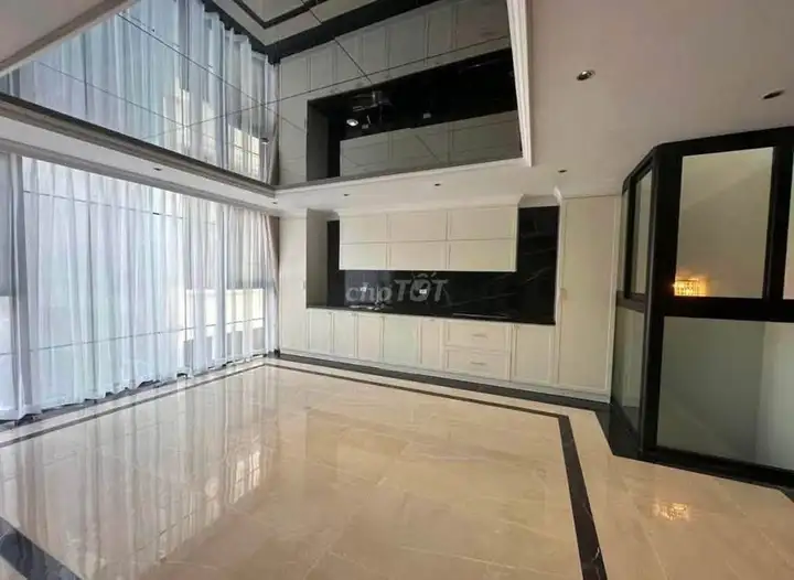 Bán nhà Nguyễn Sơn, 6 tầng, ô tô tránh, kinh doanh